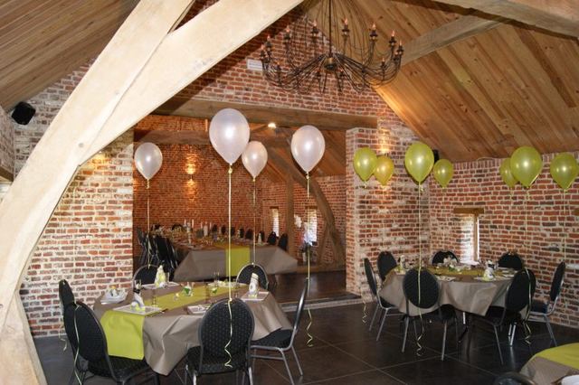 Salle Ferme du Château d’Oudoumont, Verlaine