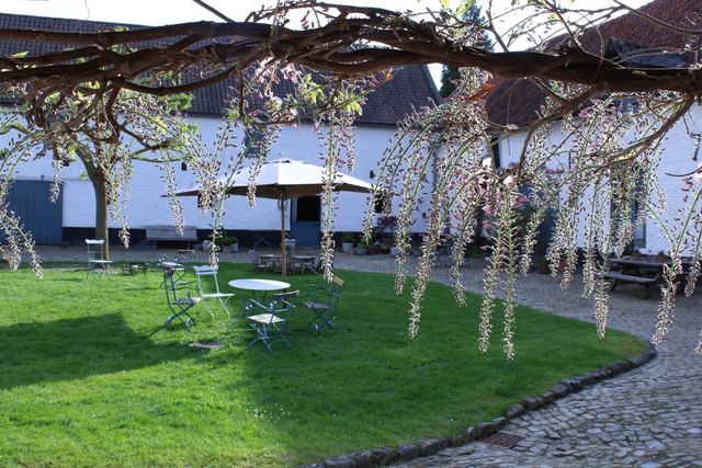 Salle Ferme de Beaurieux, Beaurieux (Court-Saint-Étienne)