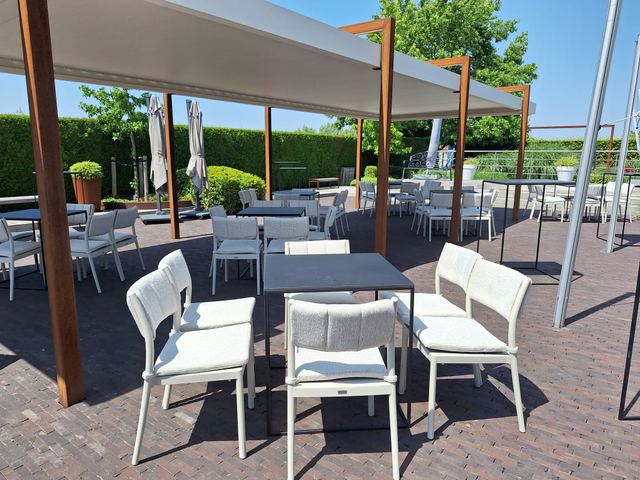 Salle Hof Ter Velden, Baesrode