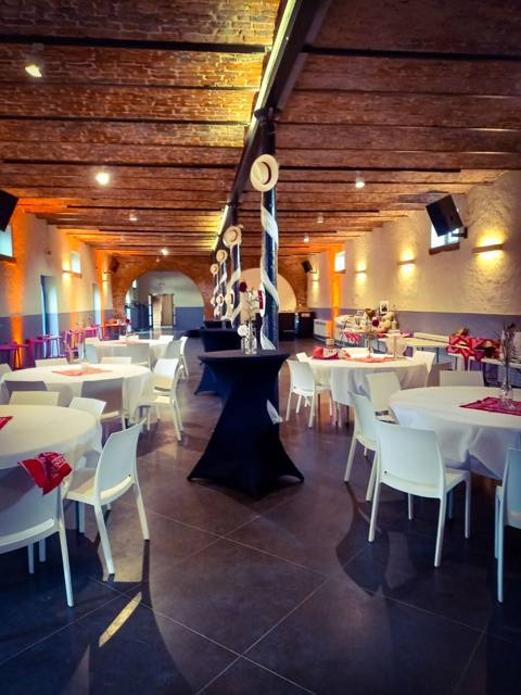 Salle La Ferme aux Chiens, Bovesse